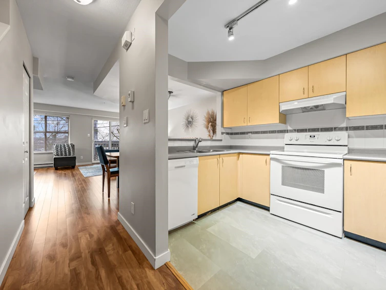49-123 Seventh Street, New Westminster, BC, V3M 6Y2 - 10