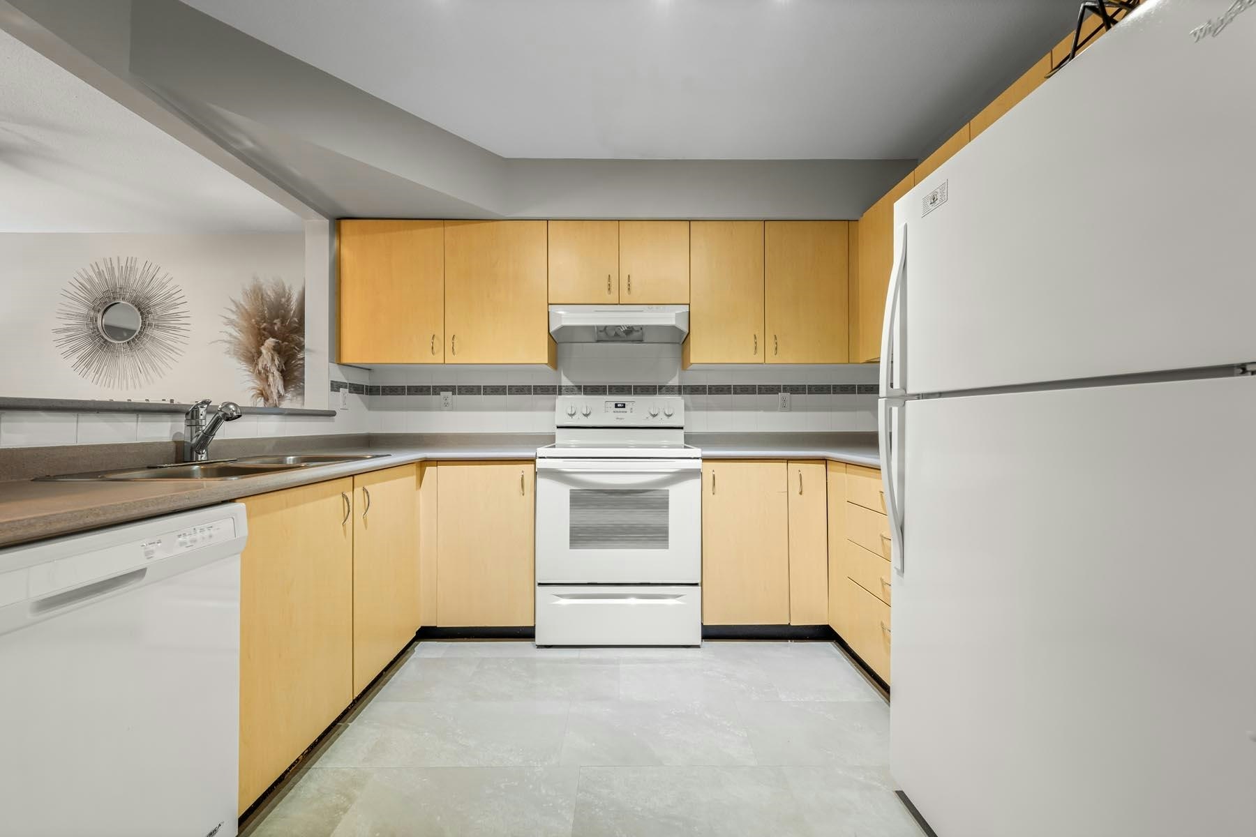 49-123 Seventh Street, New Westminster, BC, V3M 6Y2 - 11