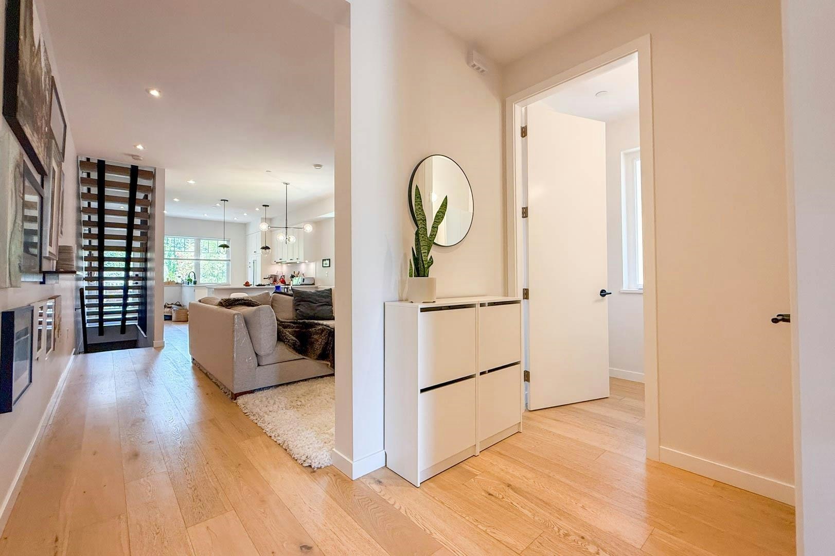 1754 Graveley Street, Vancouver, BC, V5L 3B1 - 9