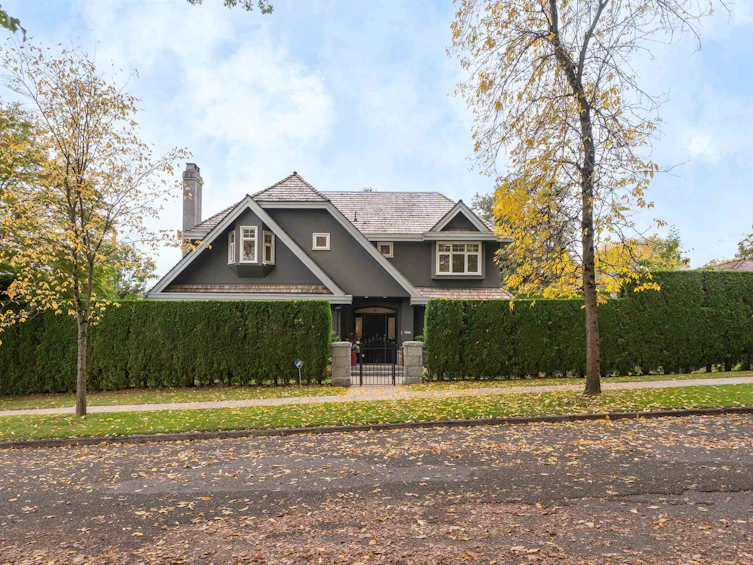 2087 W 18th Avenue, Vancouver, BC, V6J 2N7