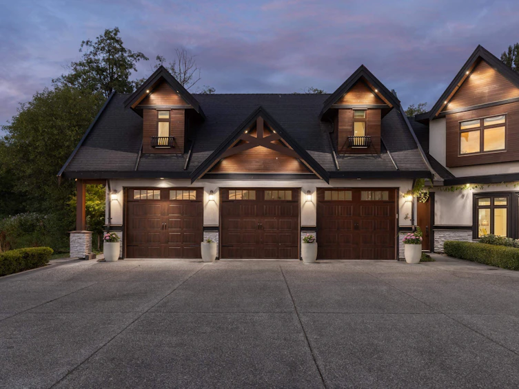 8486 Harvie Road, Surrey, BC, V4N 5X8 - 4