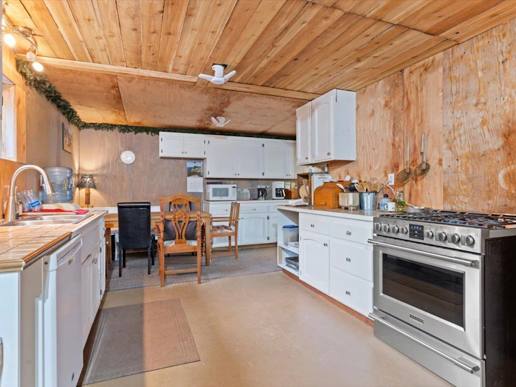 49825 Larsen Road, Chilliwack, BC, V4Z 1G2 - 21