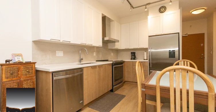 114-116 Regan Avenue, Coquitlam, BC, V3J 0E5 - 7
