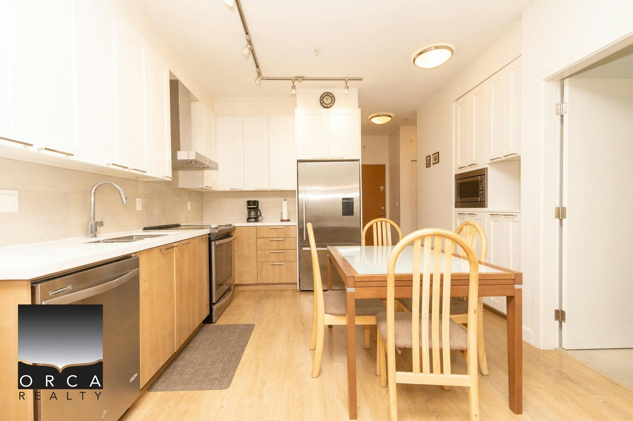 114-116 Regan Avenue, Coquitlam, BC, V3J 0E5 - 19