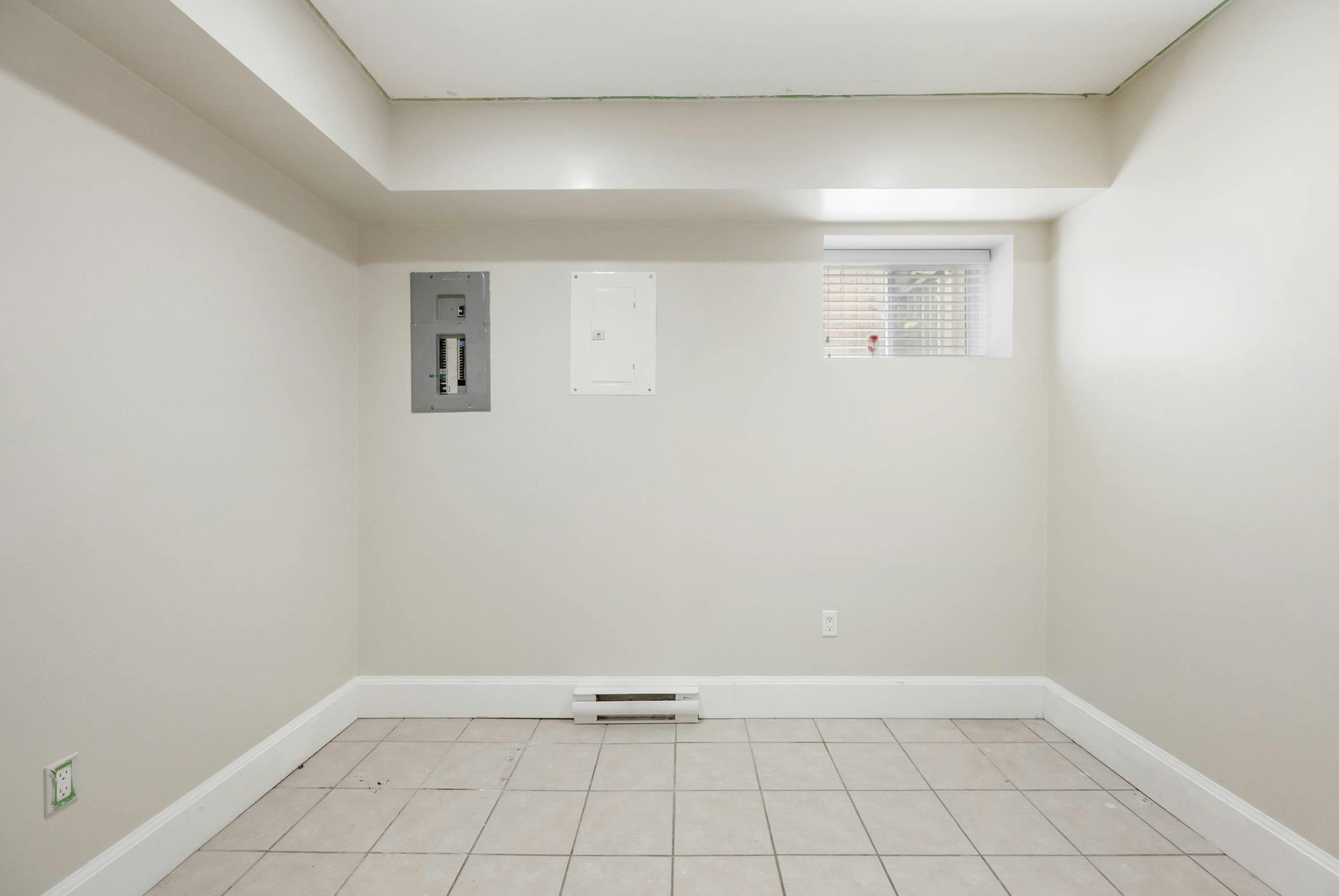 2378 Mariana Place, Coquitlam, BC, V3K 6S2 - 36