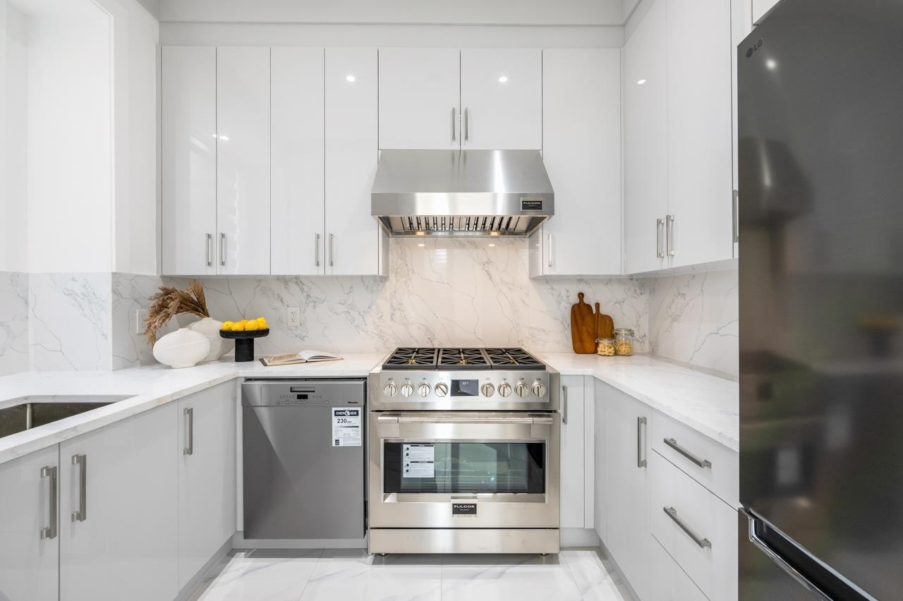 4991 Cabot Drive, Richmond, BC, V7C 4J5 - 14