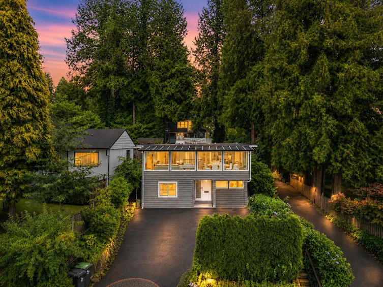3570 Lonsdale Avenue, North Vancouver, BC, V7N 3K4