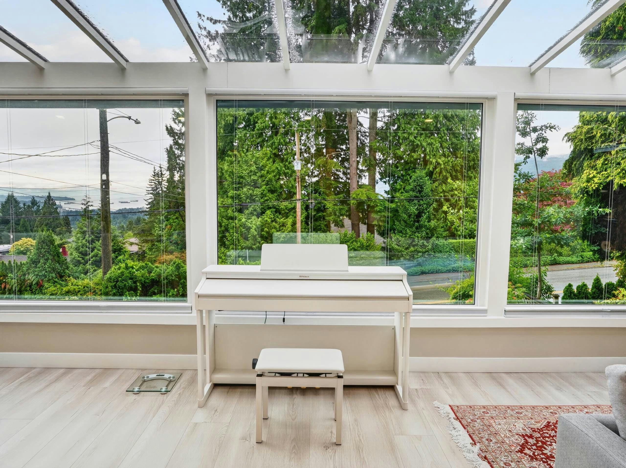 3570 Lonsdale Avenue, North Vancouver, BC, V7N 3K4 - 12