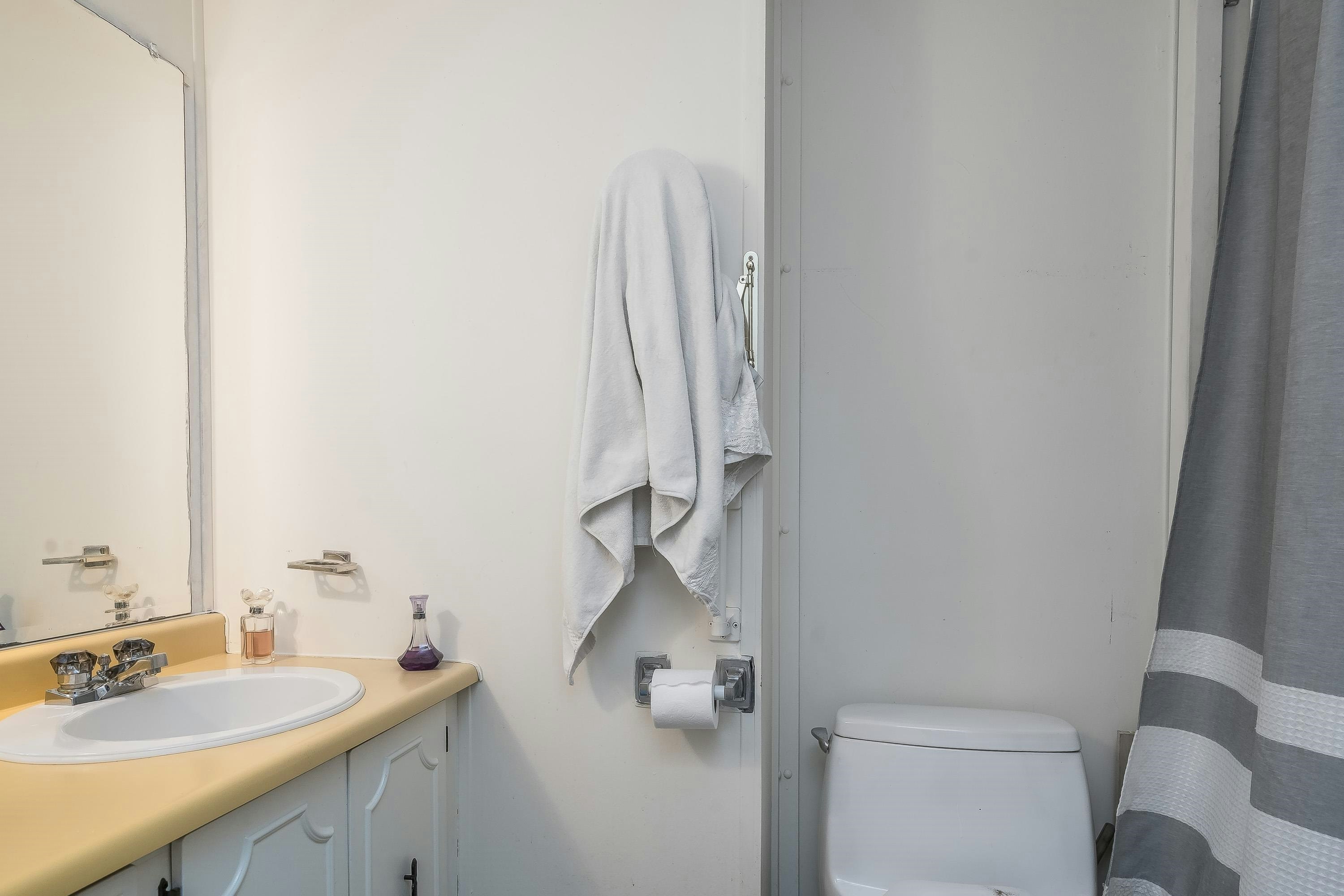 25-13650 80 Avenue, Surrey, BC, V3W 6J8 - 11