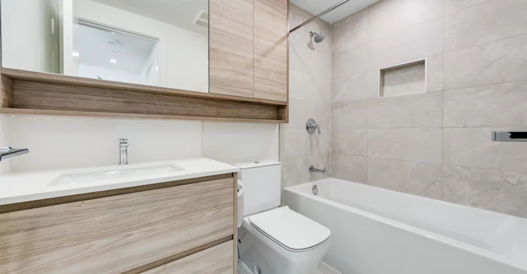 2407-595 Austin Avenue, Coquitlam, BC, V3K 0G7 - 5