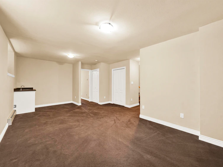 16773 63 Avenue, Surrey, BC, V3S 1X3 - 16