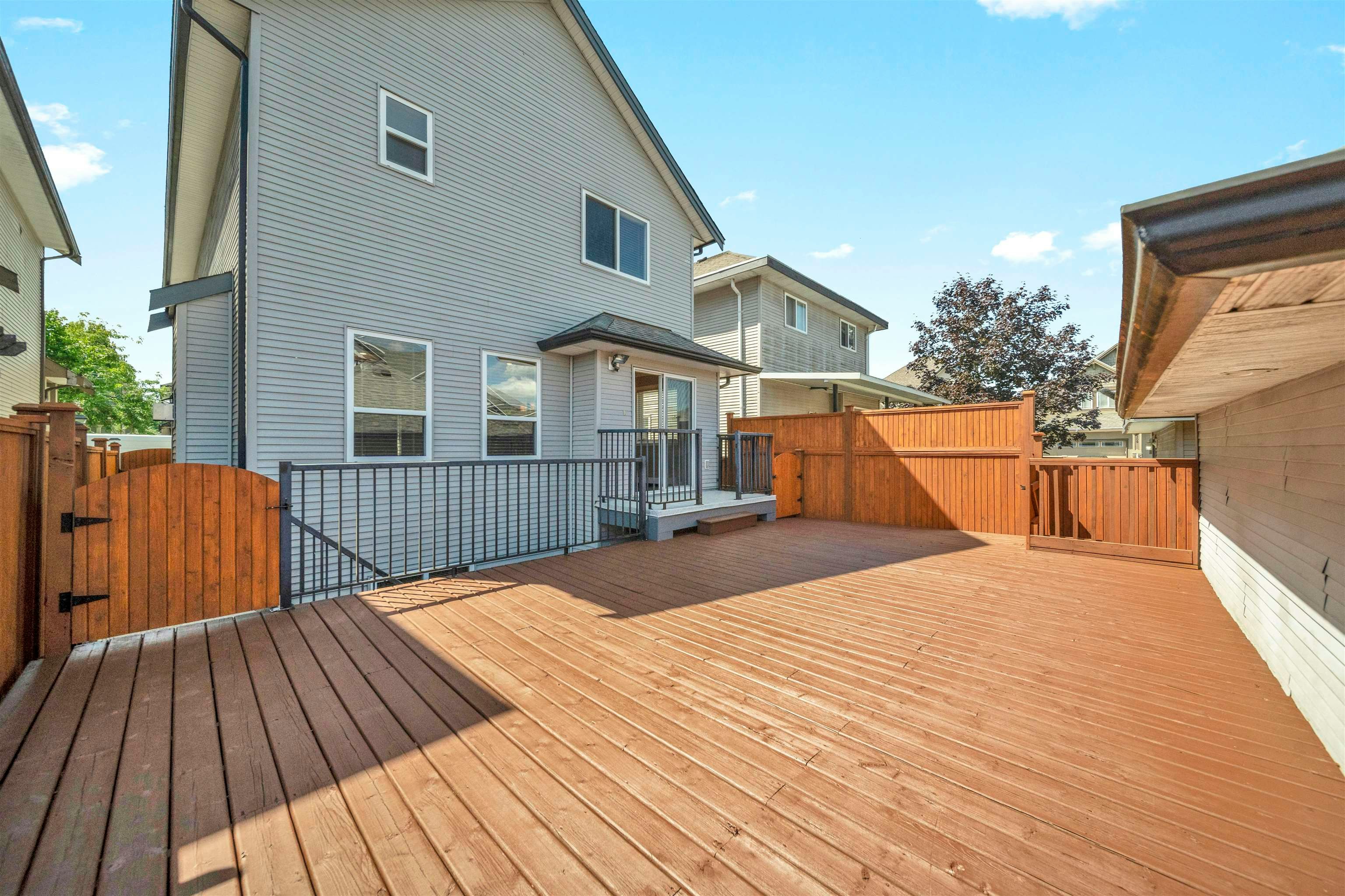 16773 63 Avenue, Surrey, BC, V3S 1X3 - 33