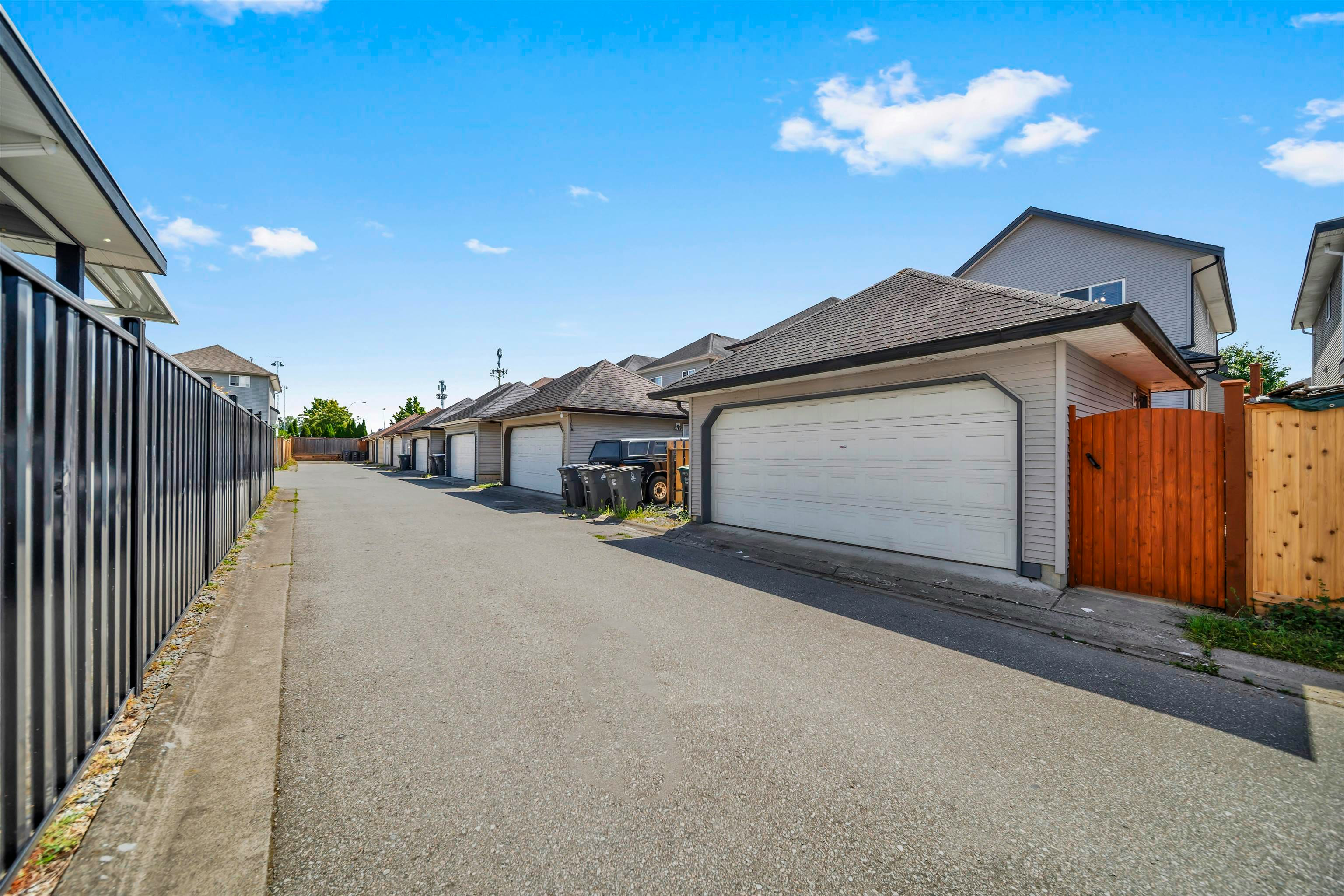 16773 63 Avenue, Surrey, BC, V3S 1X3 - 32