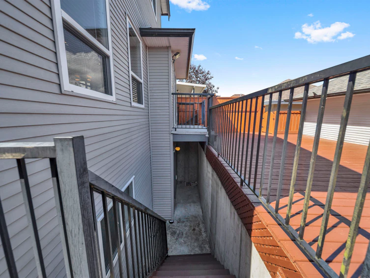 16773 63 Avenue, Surrey, BC, V3S 1X3 - 31