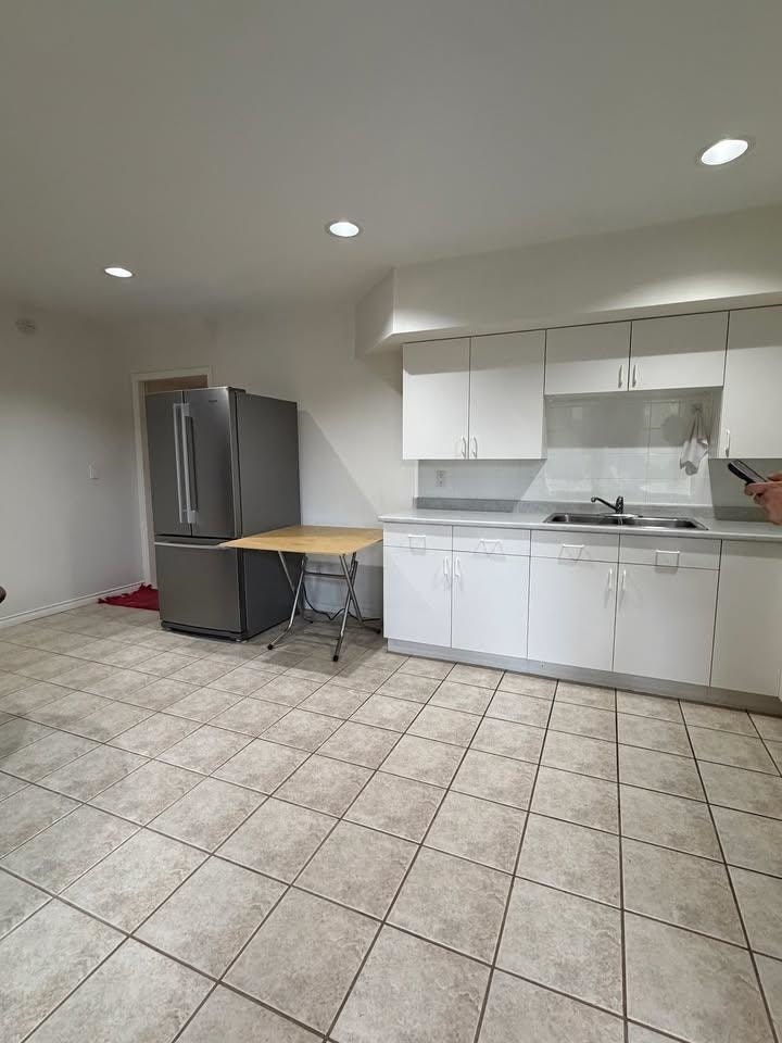 2533 Jade Place, Coquitlam, BC, V3E 2Z2 - 3