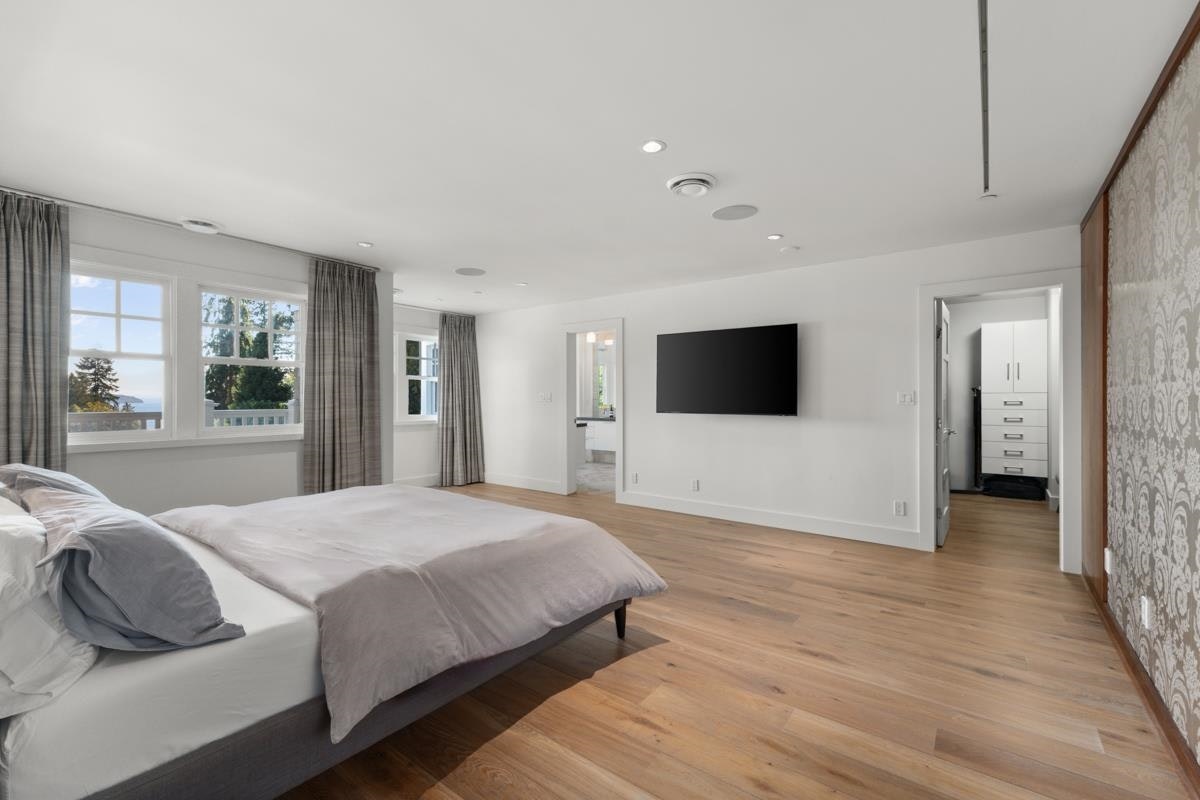 2940 Mathers Avenue, West Vancouver, BC, V7V 2K1 - 17