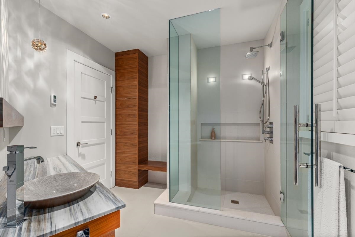2940 Mathers Avenue, West Vancouver, BC, V7V 2K1 - 36