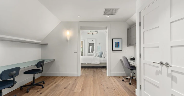2940 Mathers Avenue, West Vancouver, BC, V7V 2K1 - 27