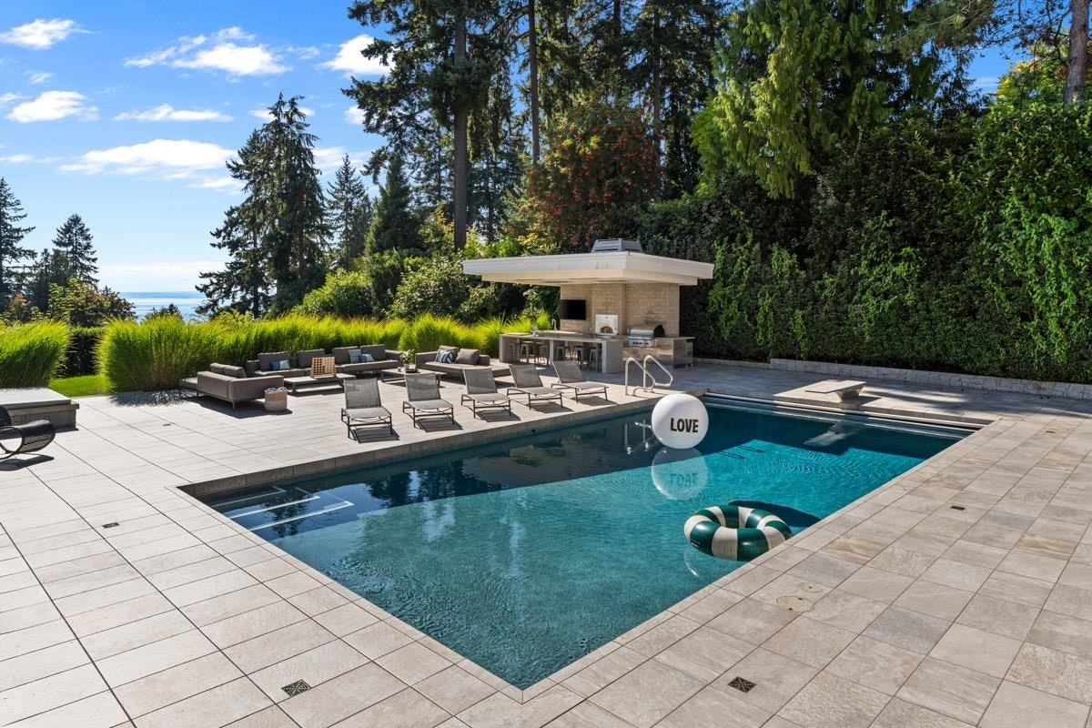 2940 Mathers Avenue, West Vancouver, BC, V7V 2K1 - 39