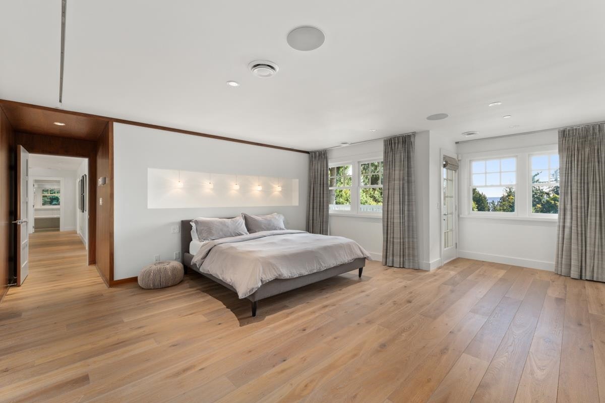 2940 Mathers Avenue, West Vancouver, BC, V7V 2K1 - 18