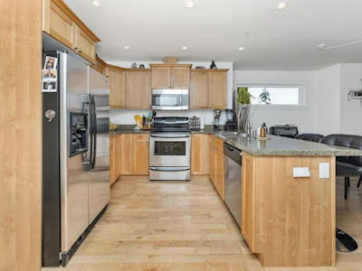 3-728 Gibsons Way - 5
