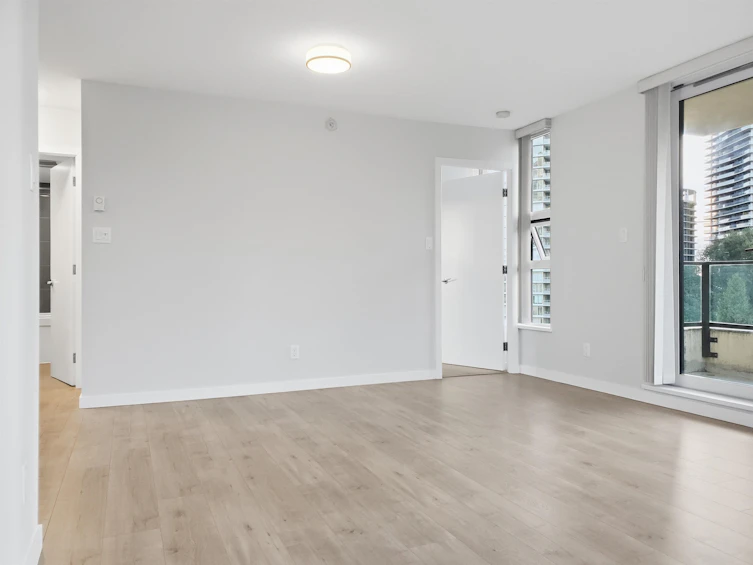 807-2200 Douglas Road, Burnaby, BC, V5C 5A7 - 11