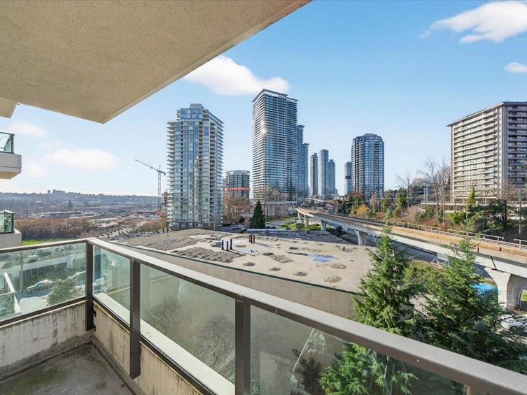 807-2200 Douglas Road, Burnaby, BC, V5C 5A7 - 23