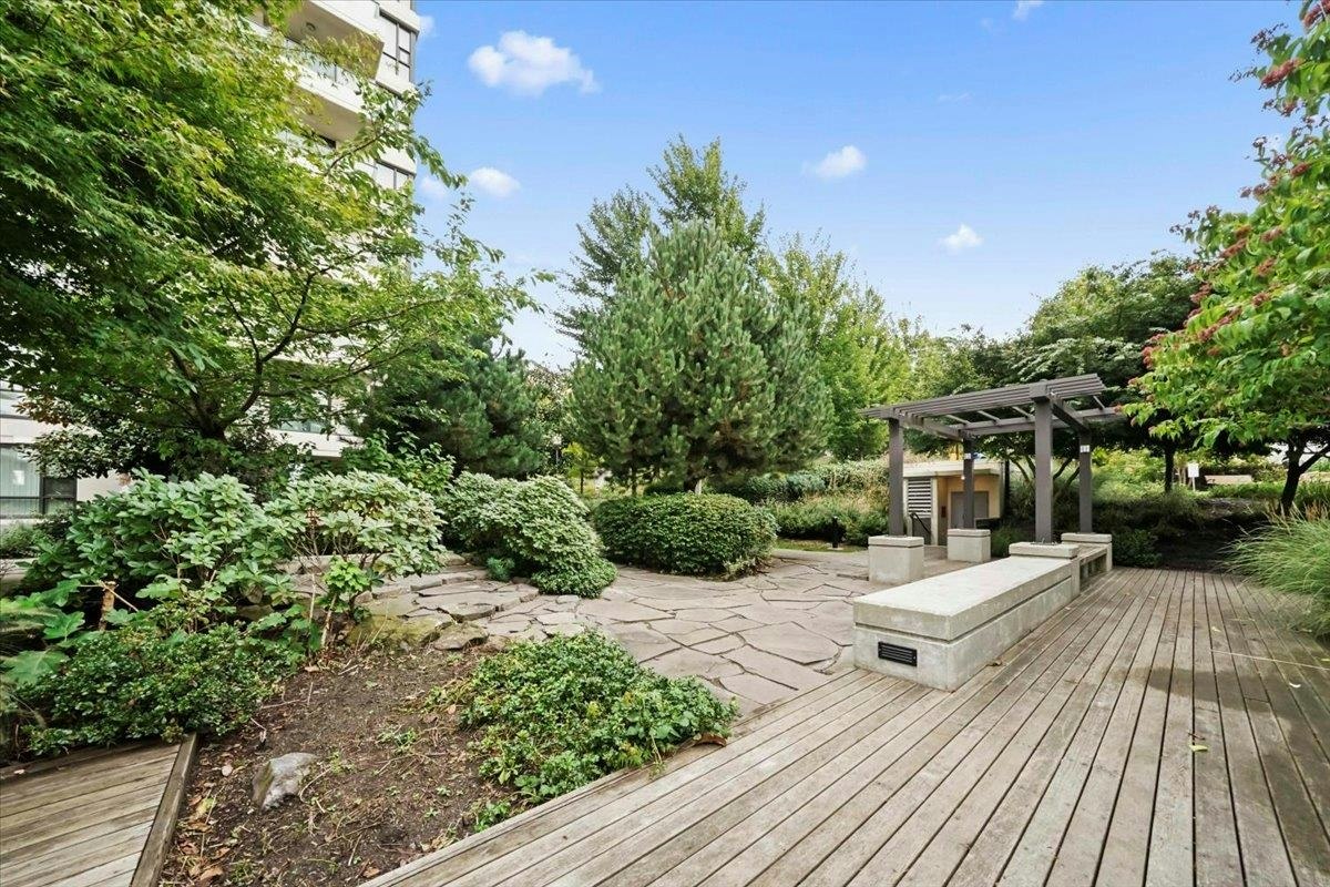 807-2200 Douglas Road, Burnaby, BC, V5C 5A7 - 25