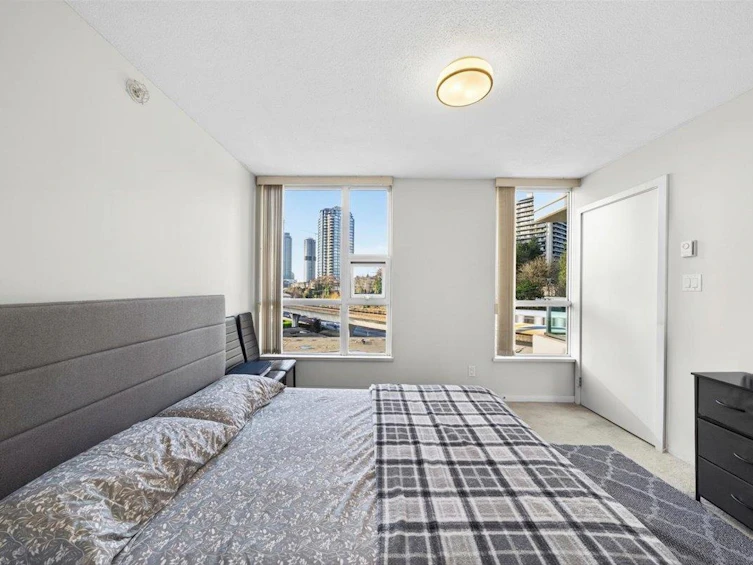 807-2200 Douglas Road, Burnaby, BC, V5C 5A7 - 17