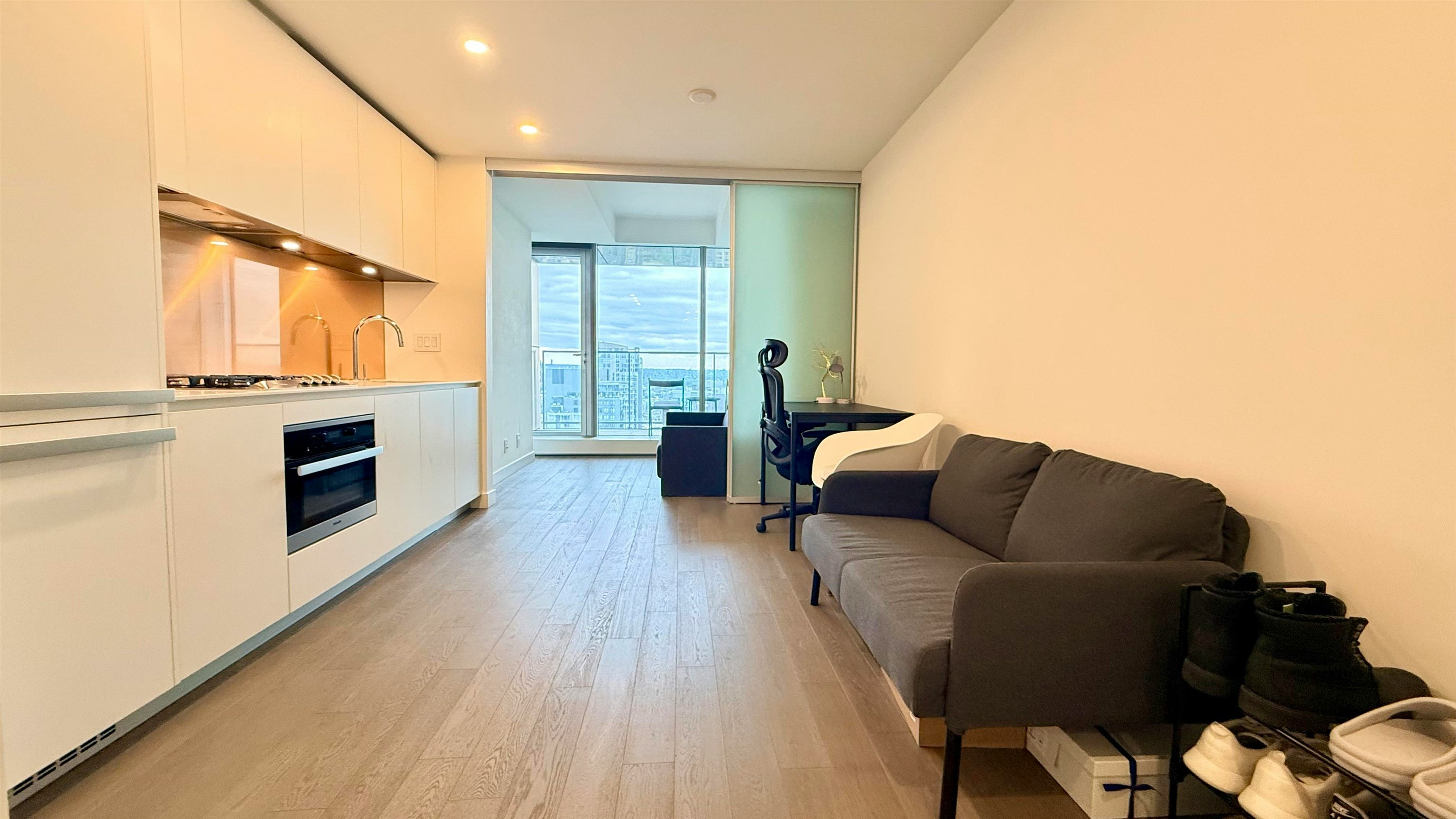 3908-1480 Howe Street, Vancouver, BC, V6Z 0G5