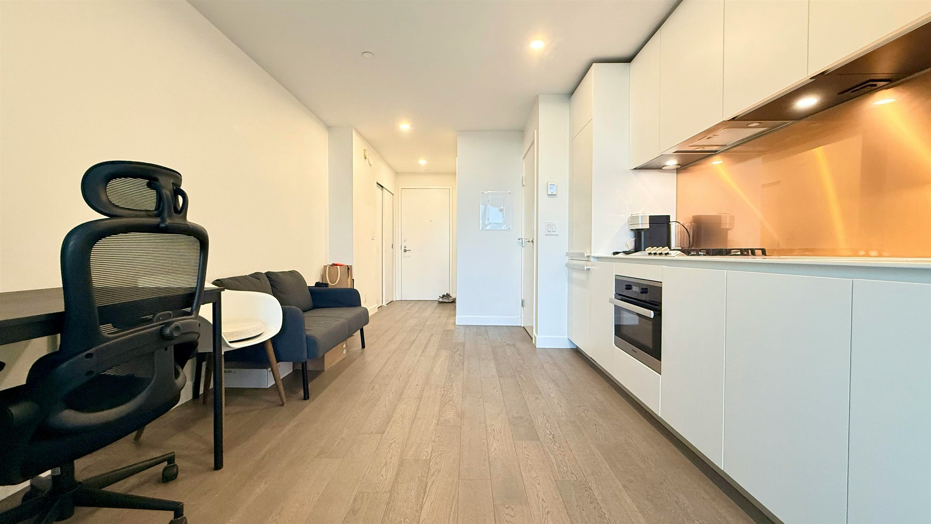 3908-1480 Howe Street, Vancouver, BC, V6Z 0G5 - 4