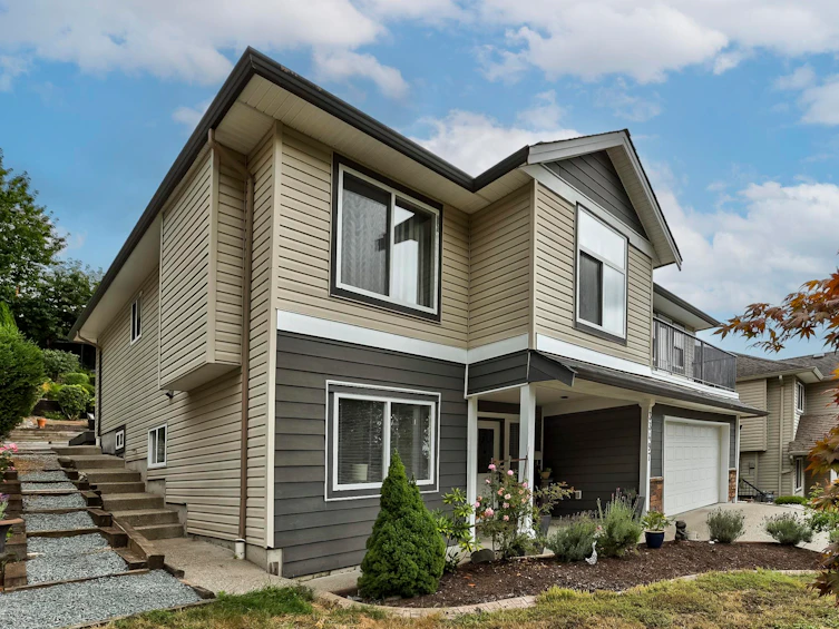 33497 11 Avenue, Mission, BC, V2V 6Z5 - 33