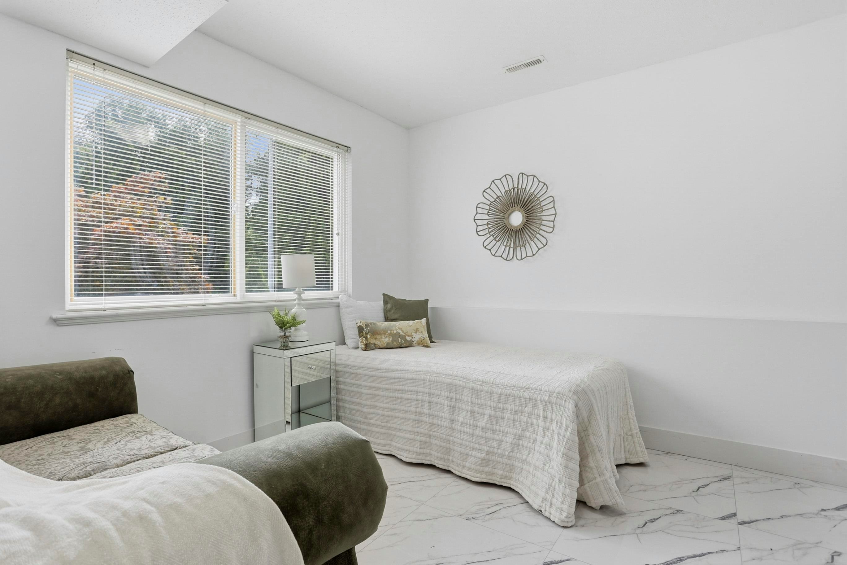 33497 11 Avenue - 3