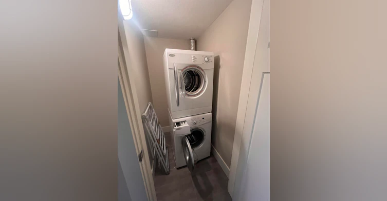 Semi-Basement-1331 Greenbank Crt, Coquitlam, BC, V3E 0K6 - 2