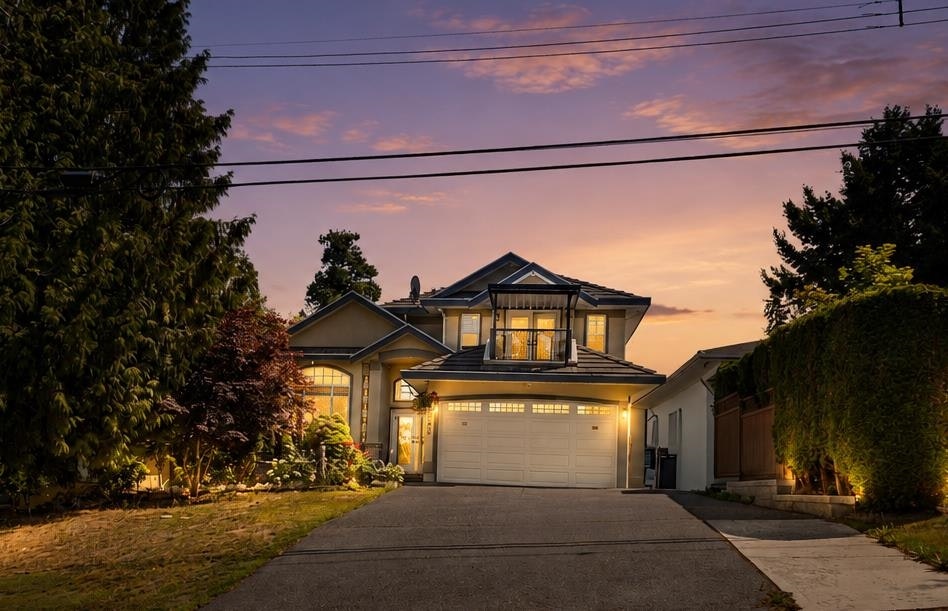 9928 116 Street, Surrey, BC, V3V 4A4