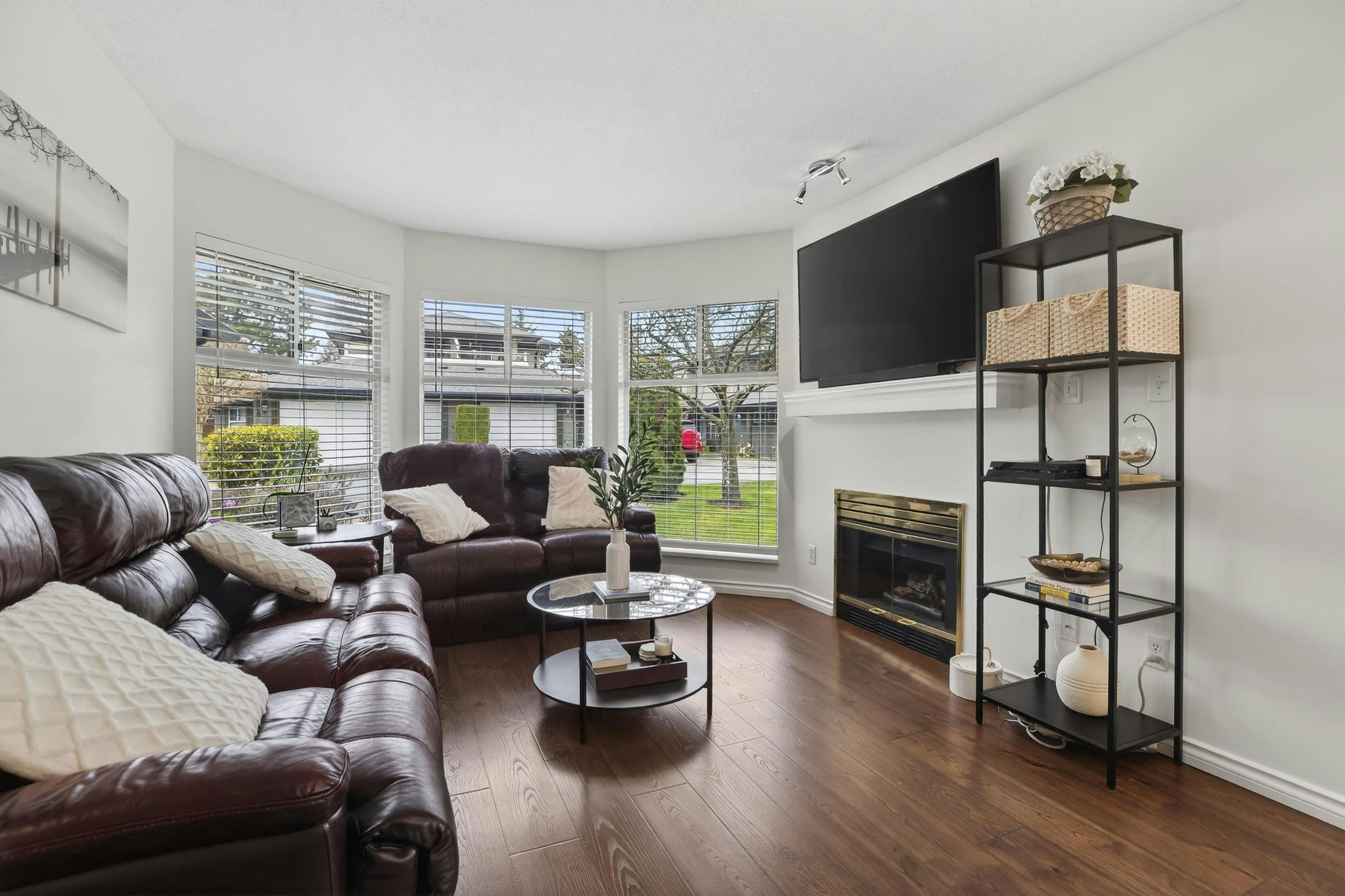 109-16080 82 Avenue, Surrey, BC, V4N 0N6 - 16