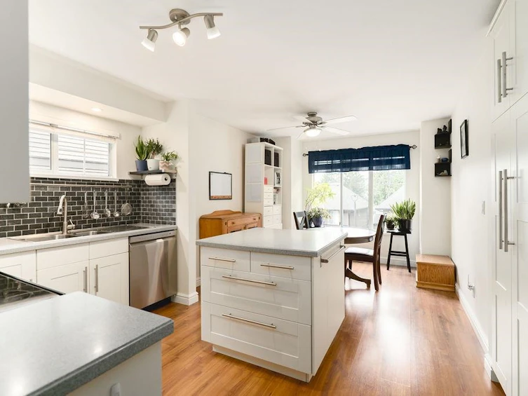 22-795 Noons Creek Drive, Port Moody, BC, V3H 4V4 - 3
