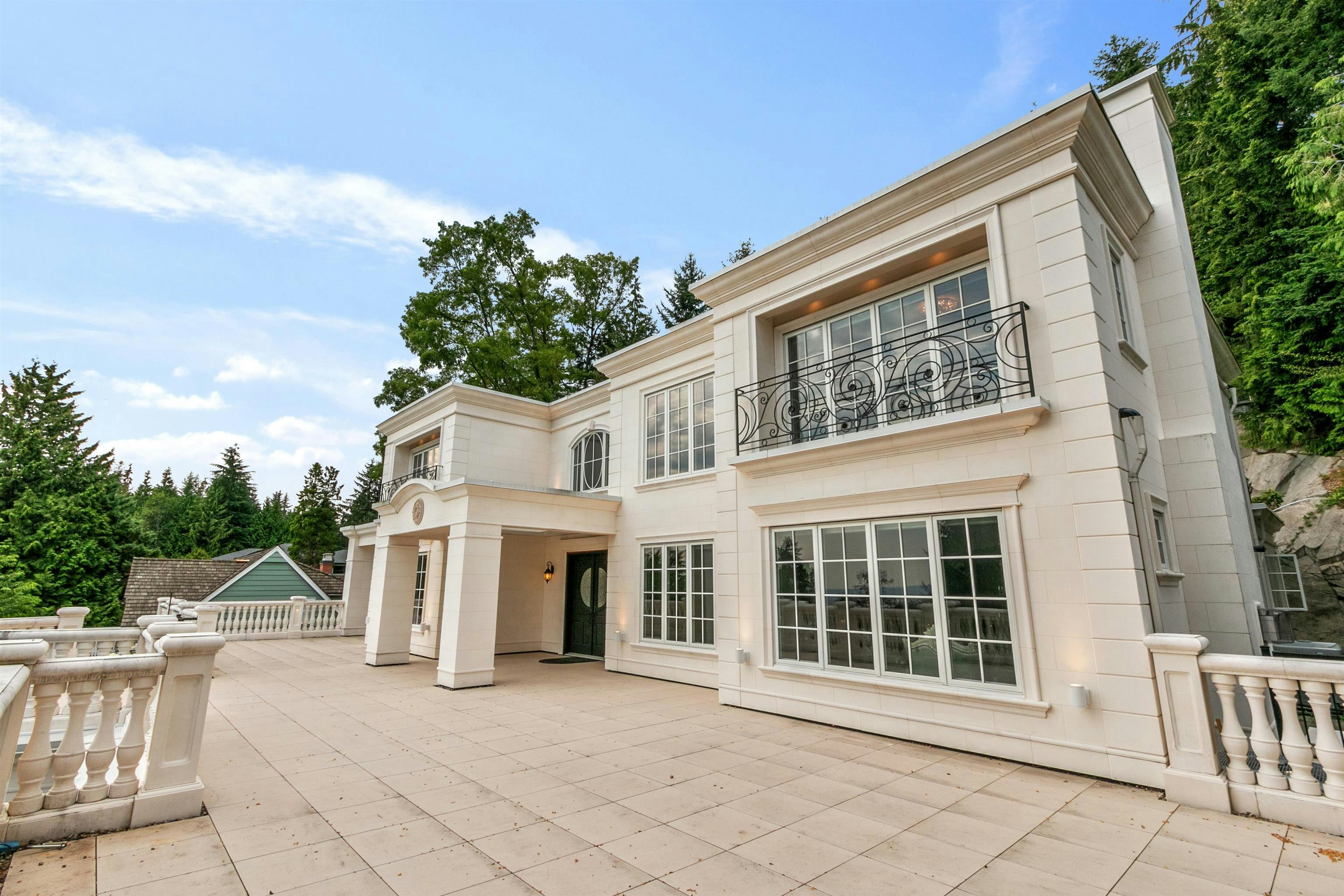 735 St. Andrews Road - 5