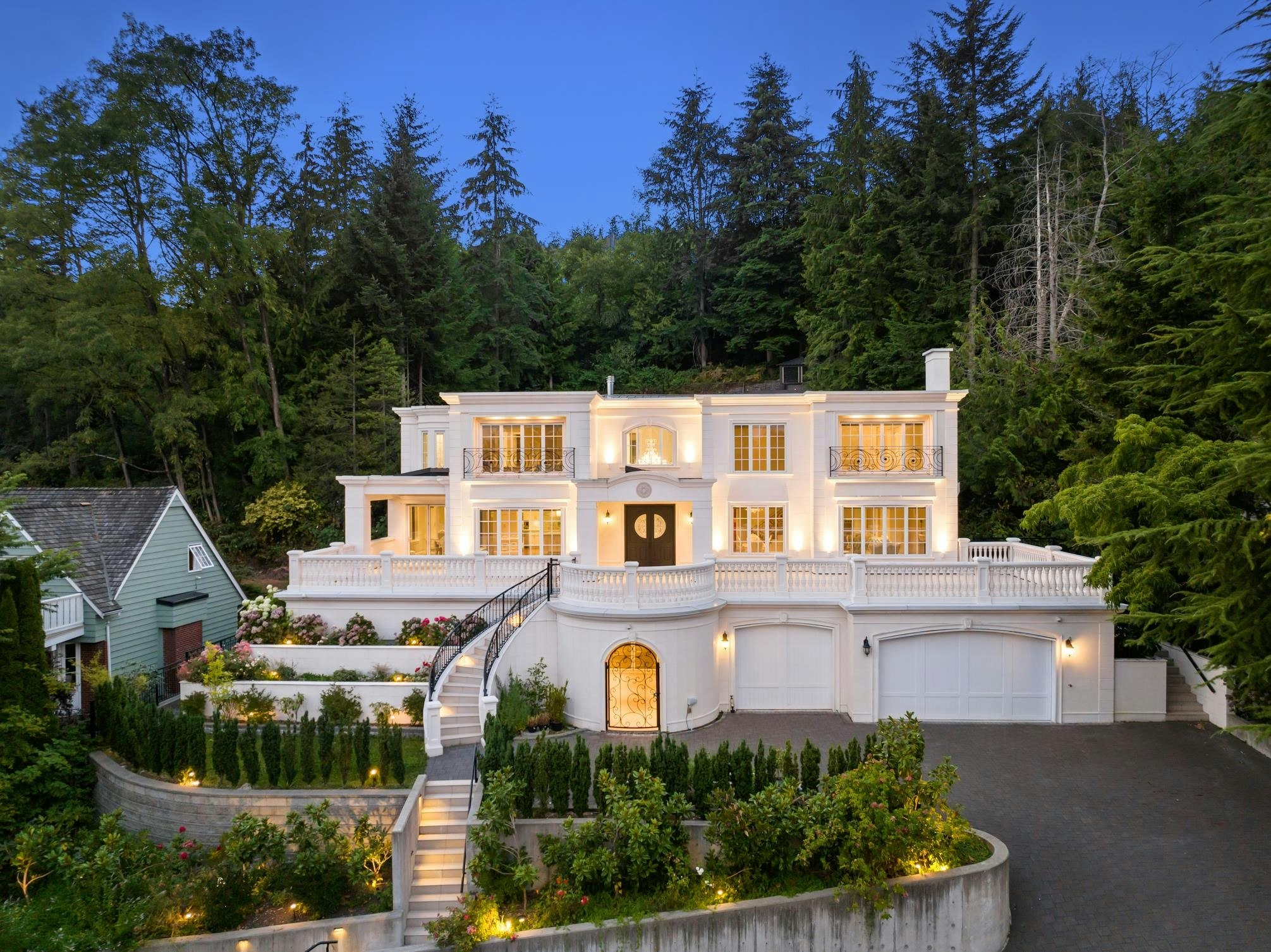 735 St. Andrews Road - 2