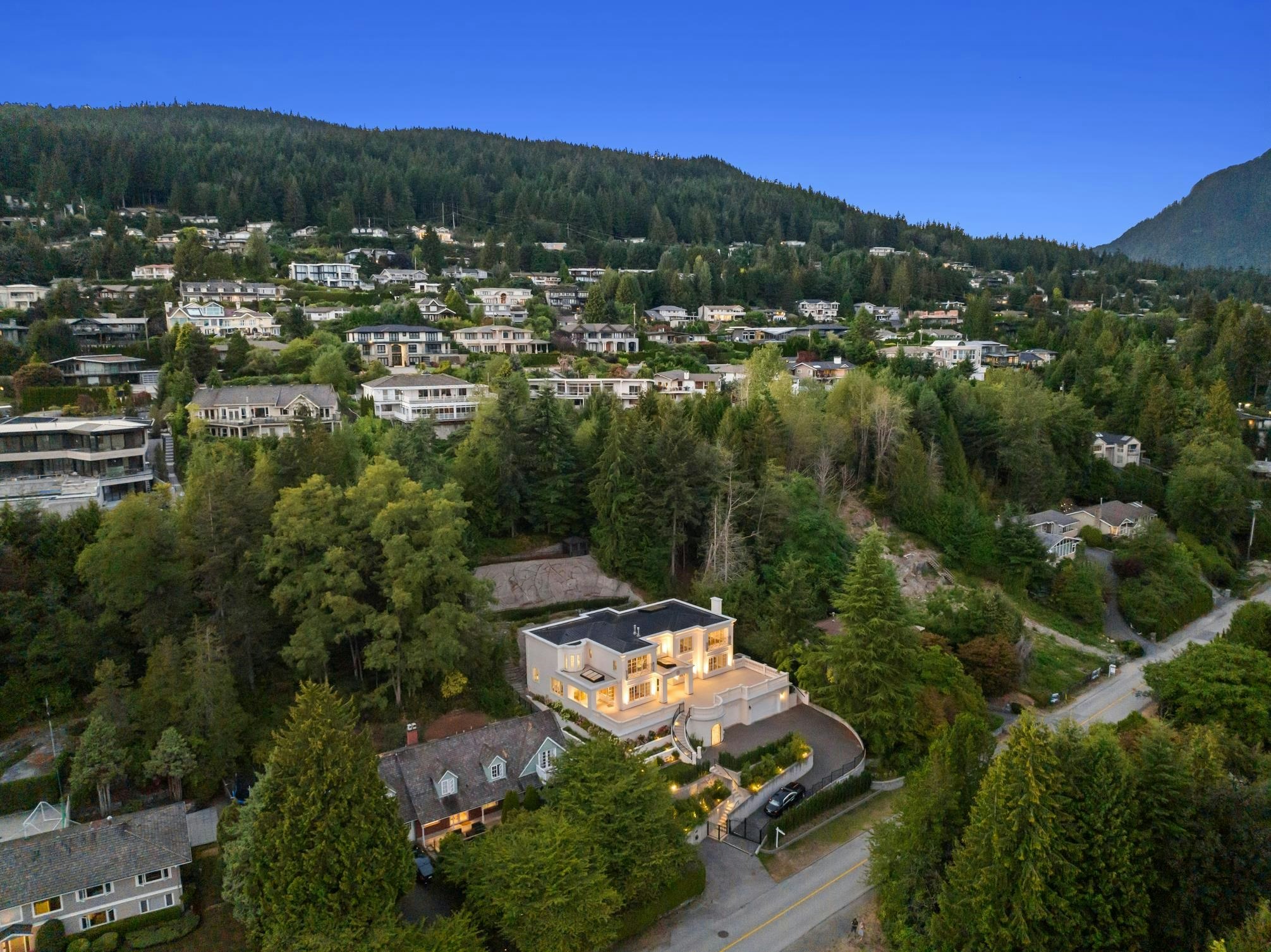 735 St. Andrews Road - 3