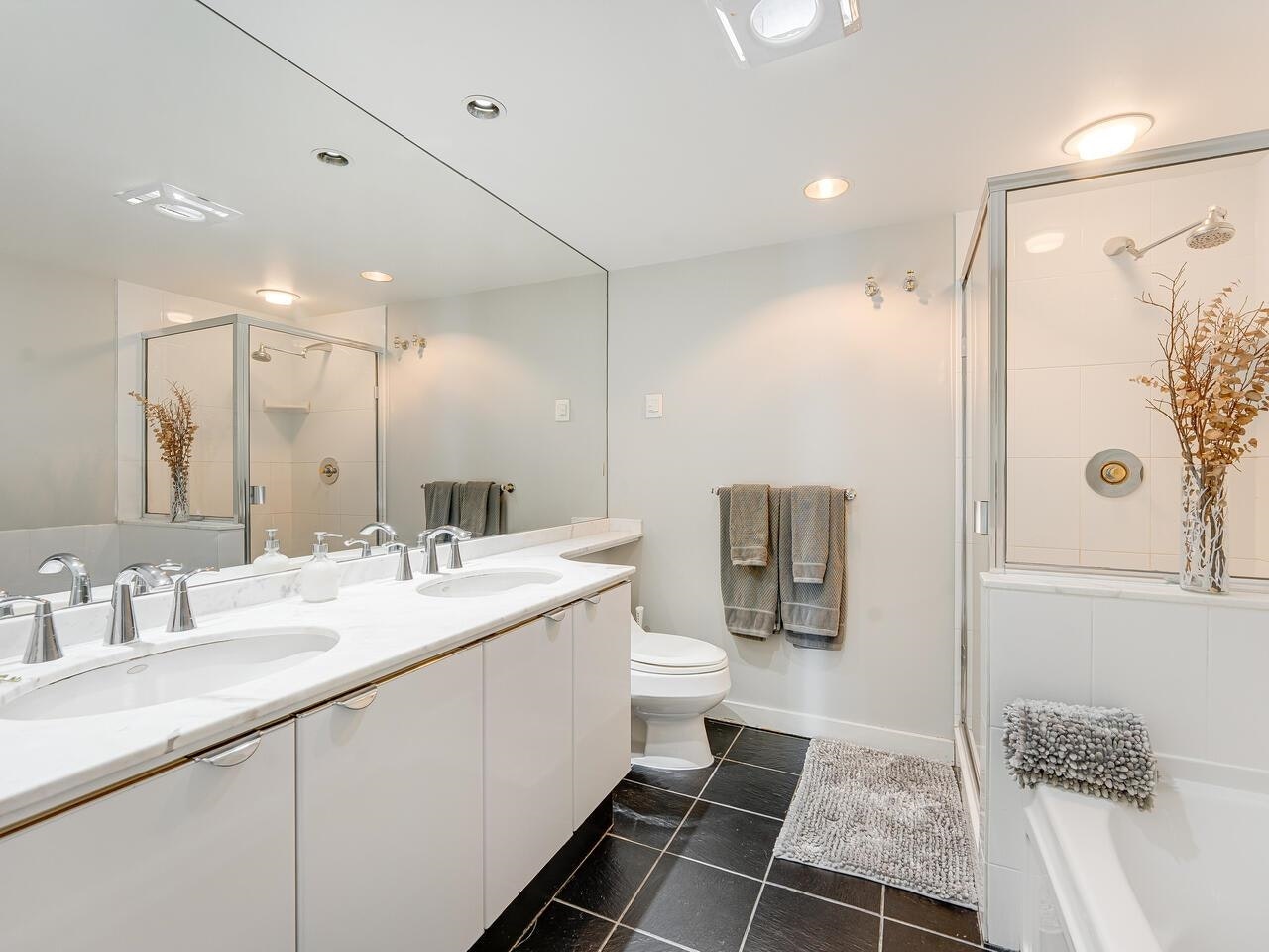 1605-837 W Hastings Street, Vancouver, BC, V6C 3N7 - 7