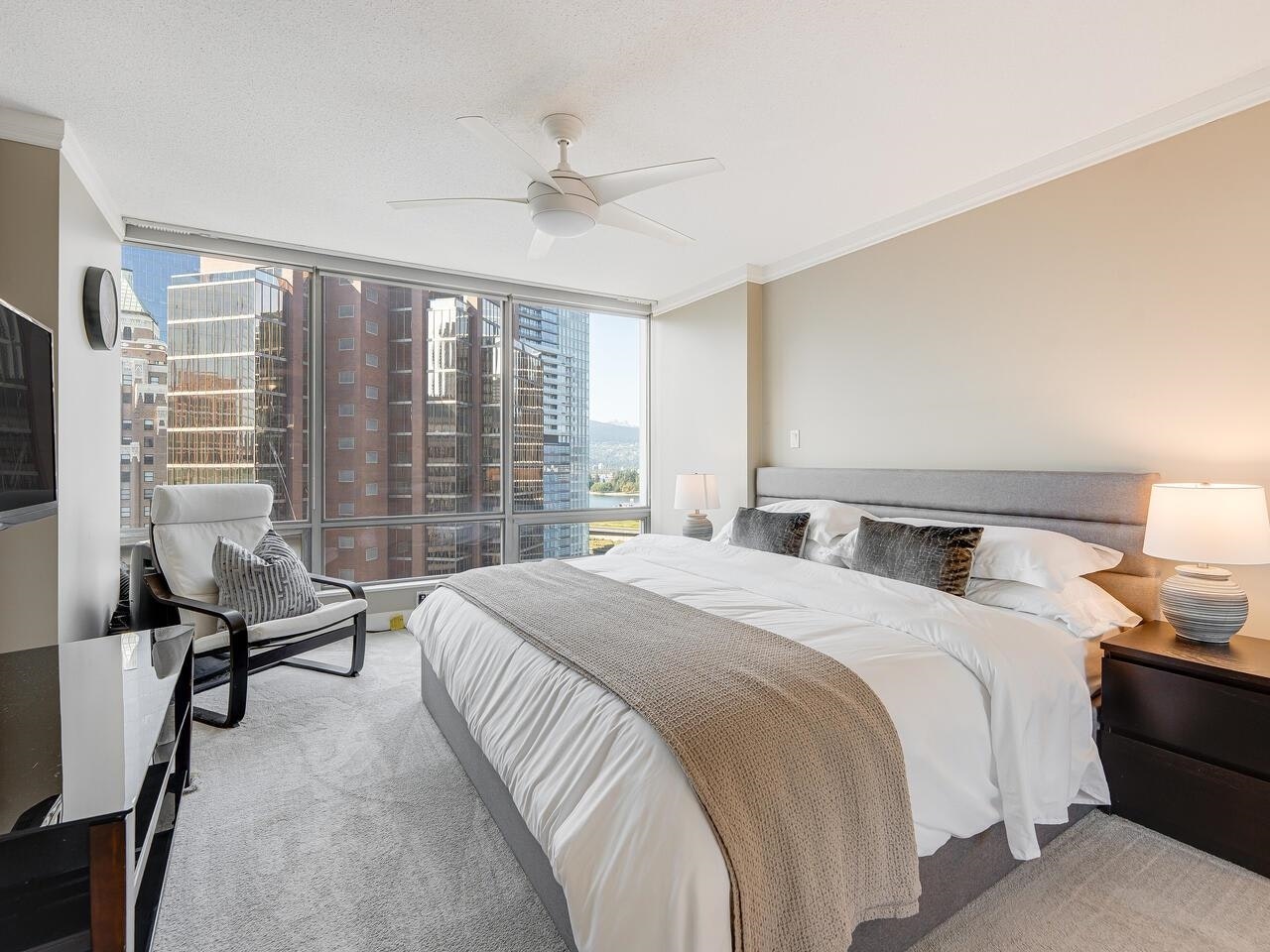1605-837 W Hastings Street, Vancouver, BC, V6C 3N7 - 3