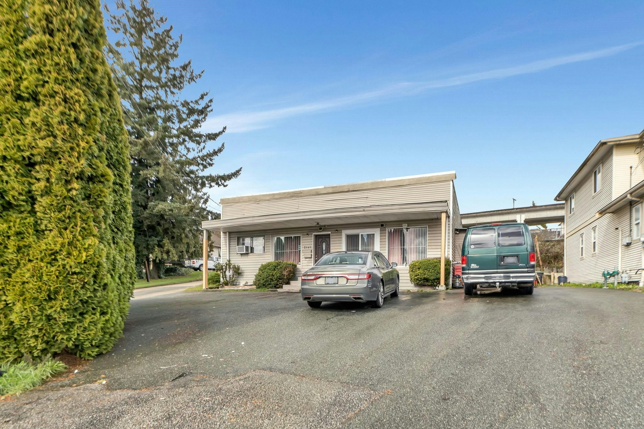 2141 Marine Way - 4