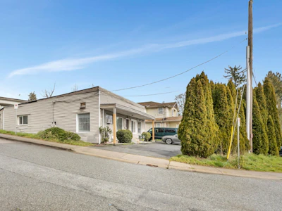 2141 Marine Way - 3