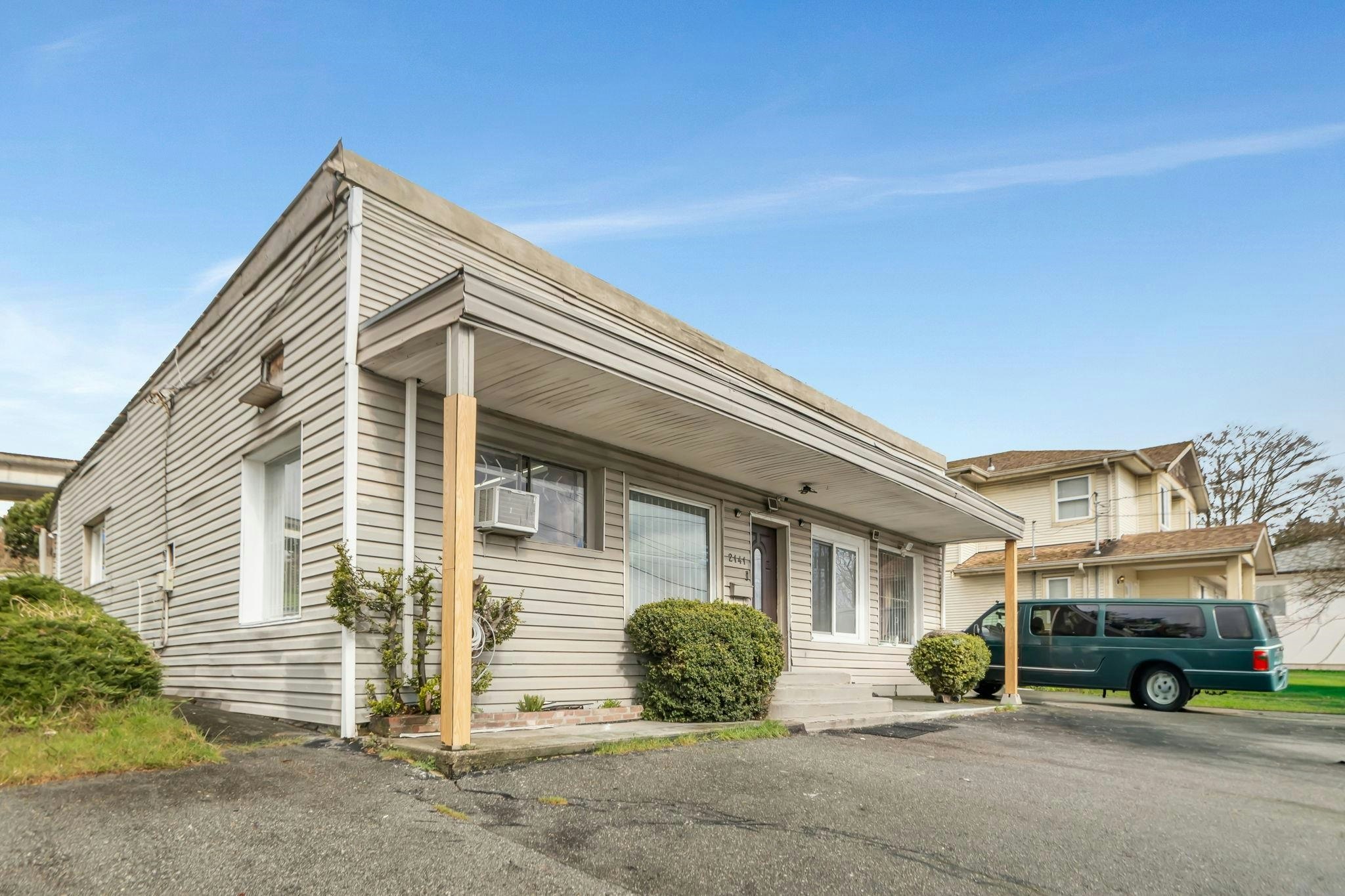 2141 Marine Way - 5