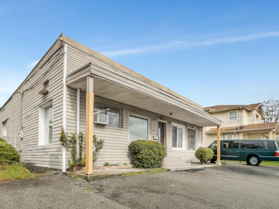 2141 Marine Way - 5