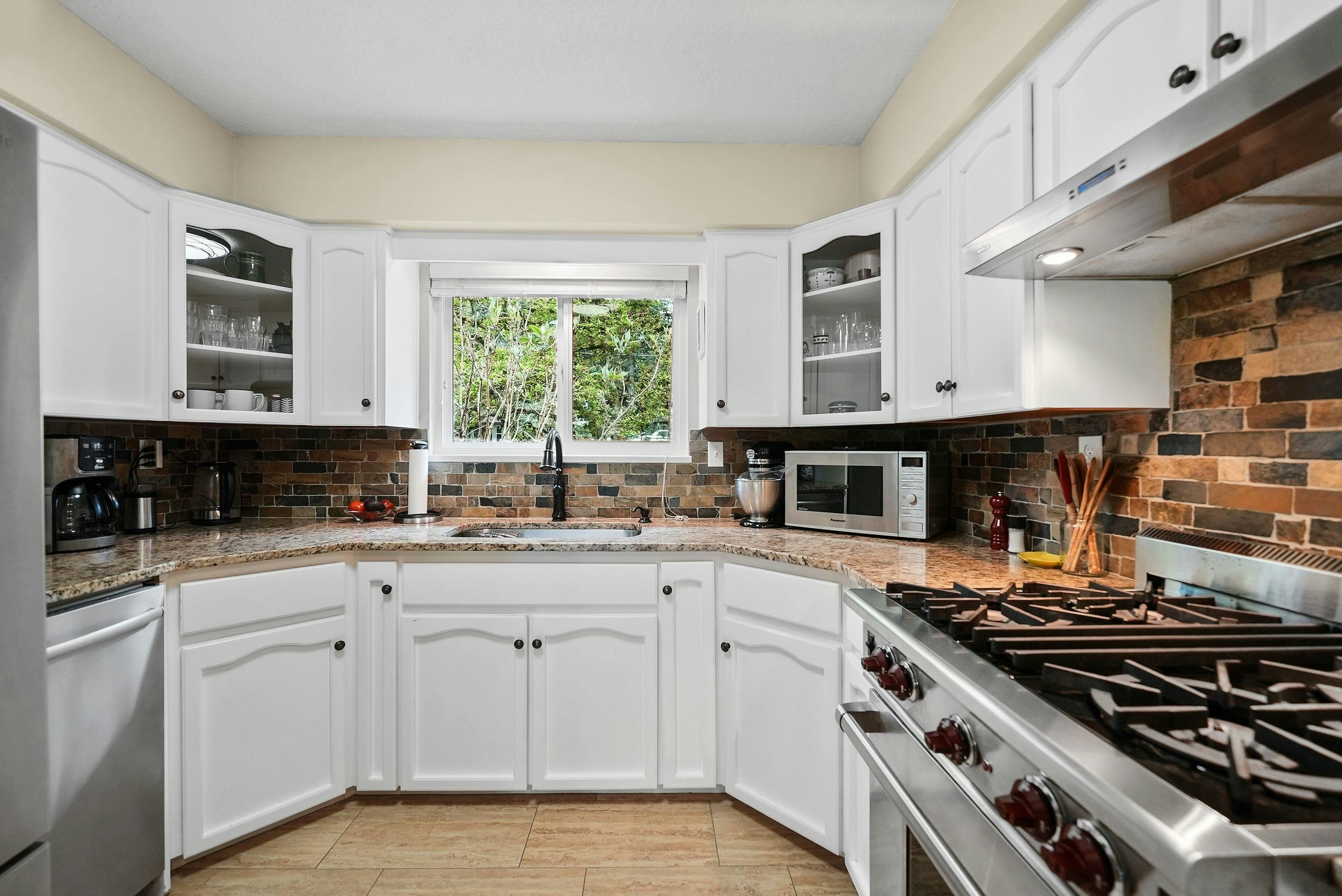 4130 206a Street, Langley, BC, V3A 2C7 - 8