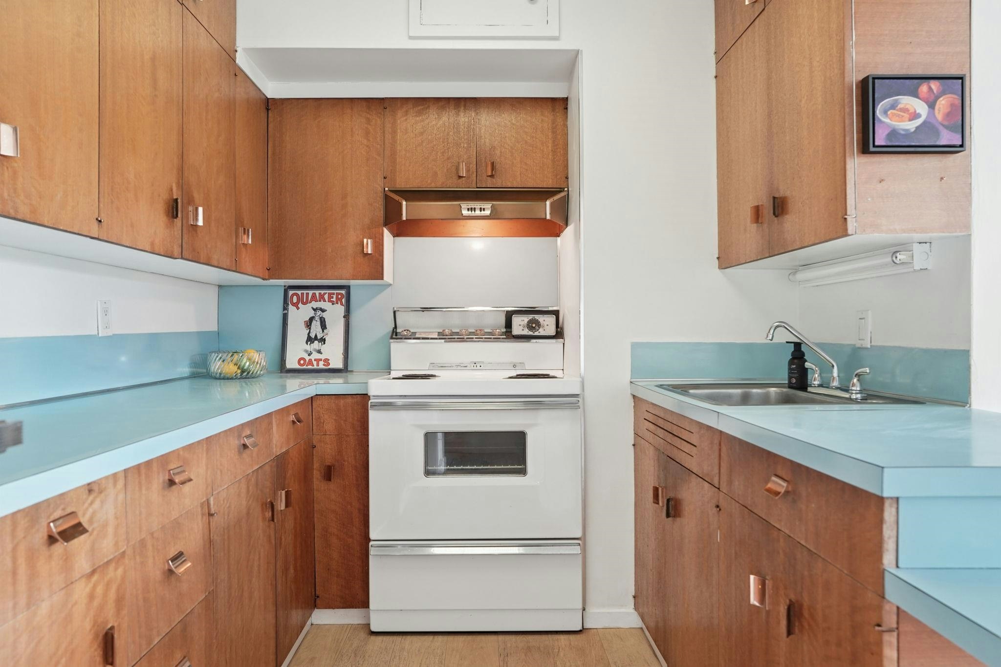 302-710 Chilco Street, Vancouver, BC, V6G 2P9 - 14