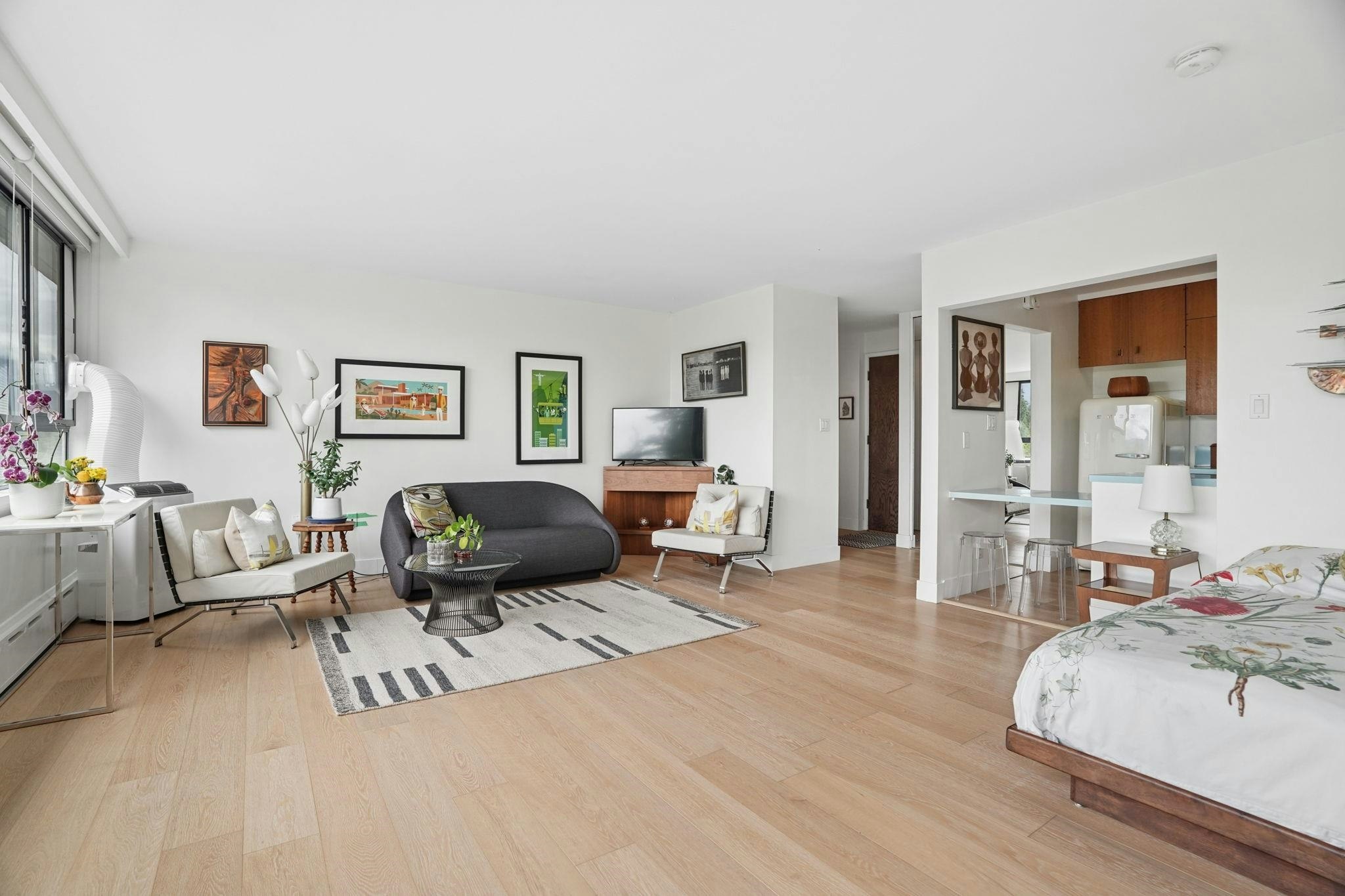 302-710 Chilco Street, Vancouver, BC, V6G 2P9 - 10