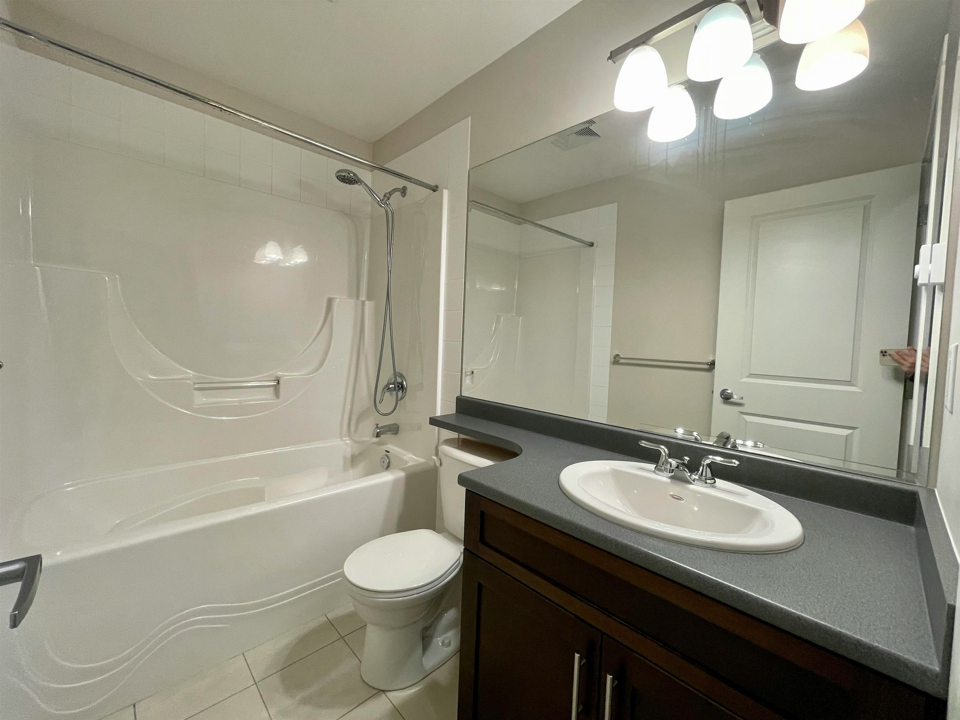 7780 170 Street, Surrey, BC, V6J 3Z2 - 10